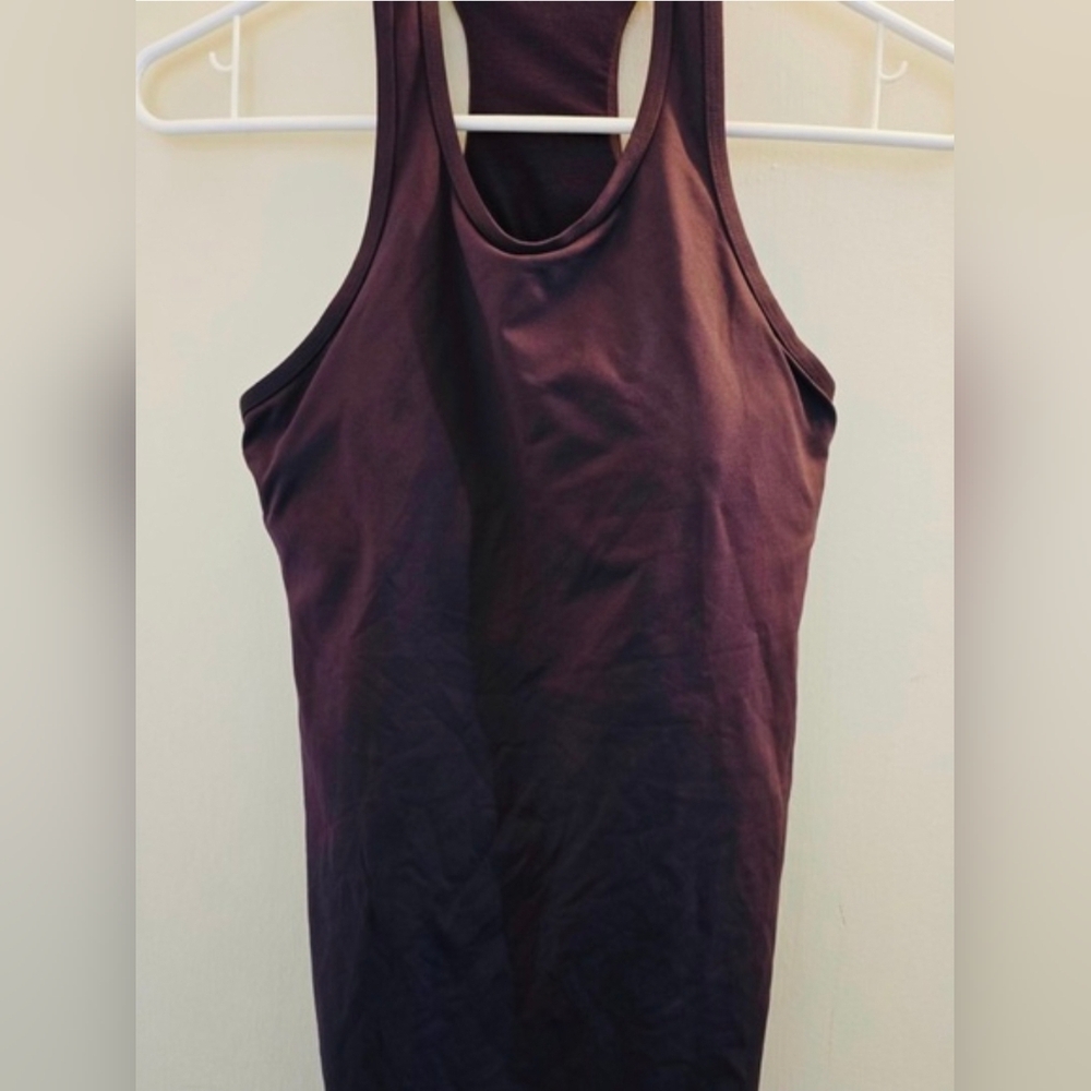 Lululemon Purple Sleeveless Athletic Top Size M/L